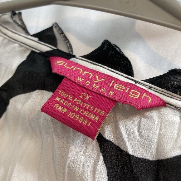 Sunny Leigh Women's Black White Polka Dot Ruffle Blouse Size 2X Boho Artsy Flowy - Picture 5 of 11